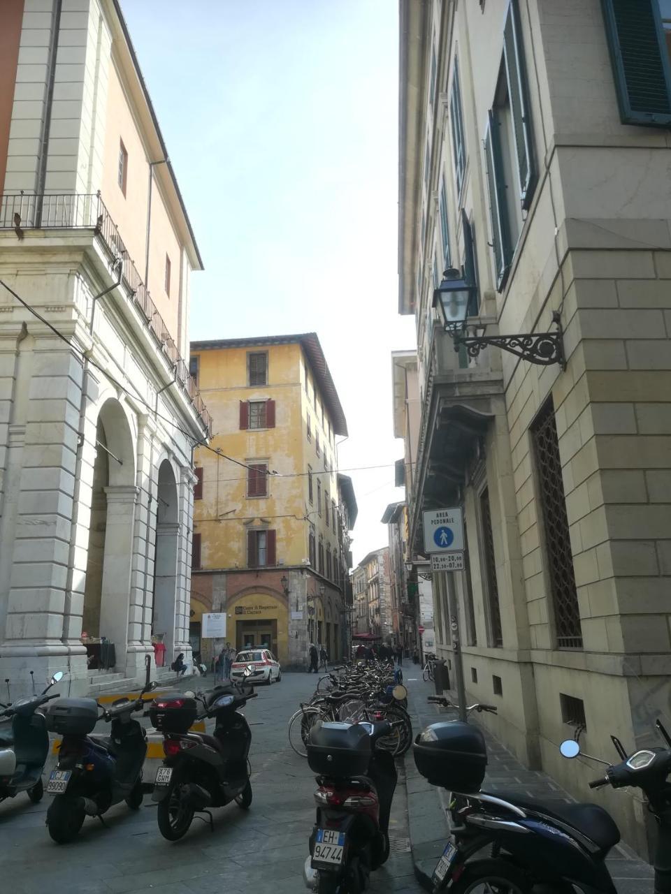 Bed and Breakfast Le Logge Pisa Esterno foto