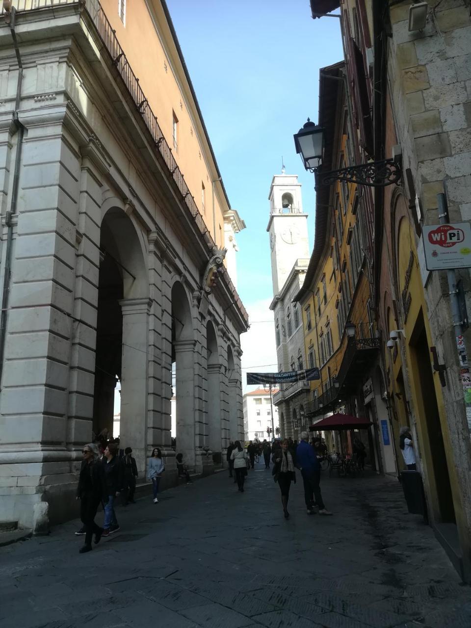 Bed and Breakfast Le Logge Pisa Esterno foto