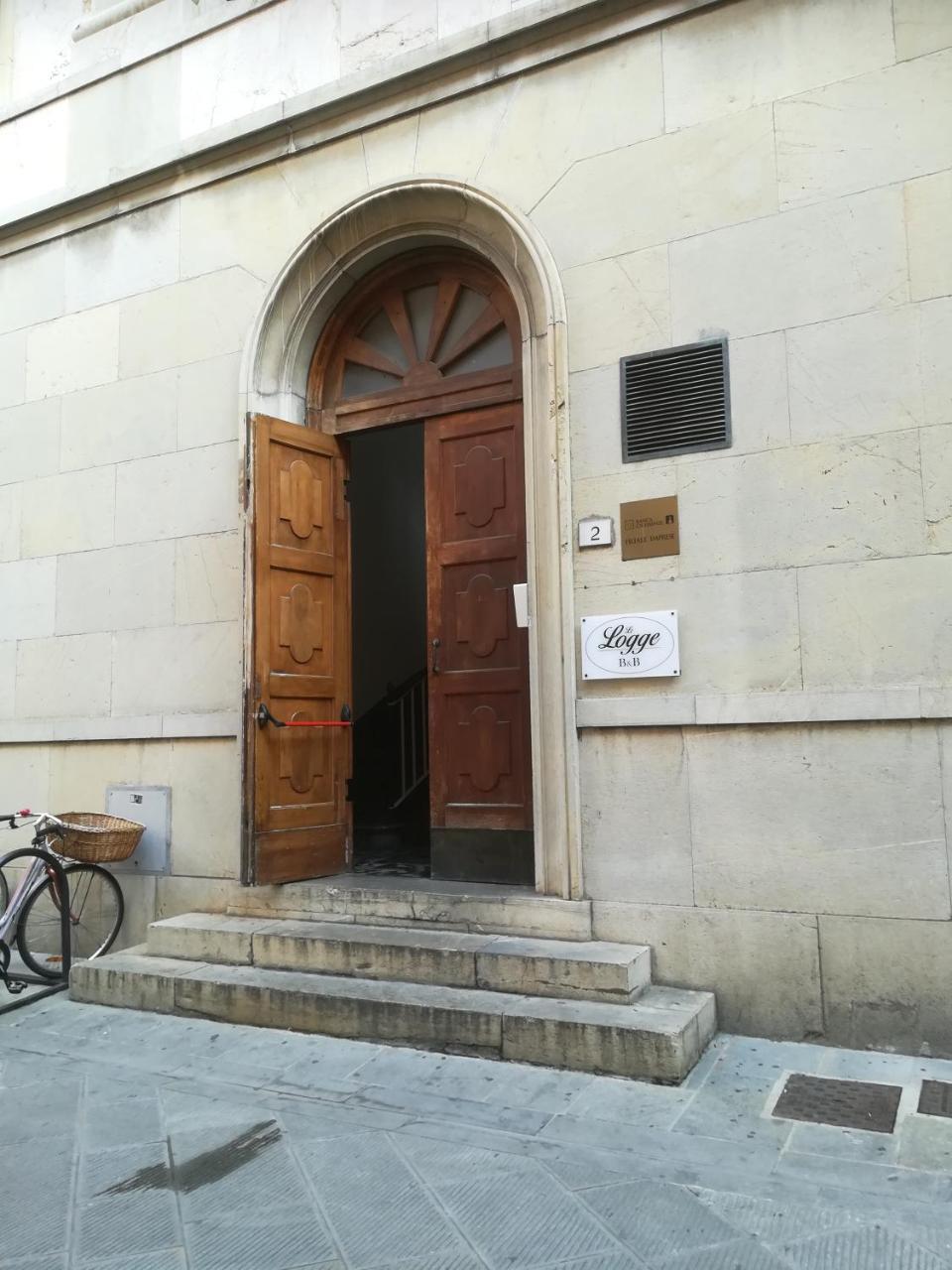 Bed and Breakfast Le Logge Pisa Esterno foto