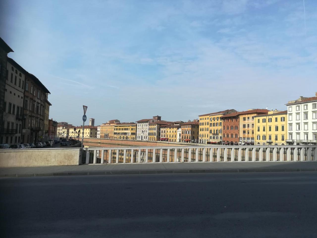 Bed and Breakfast Le Logge Pisa Esterno foto